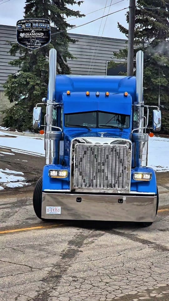 Post 2 by S&R MAVI Truck Accessories on TikTok (video)
