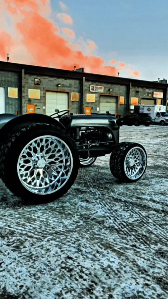 Post 8 by S&R MAVI Truck Accessories on TikTok (video)