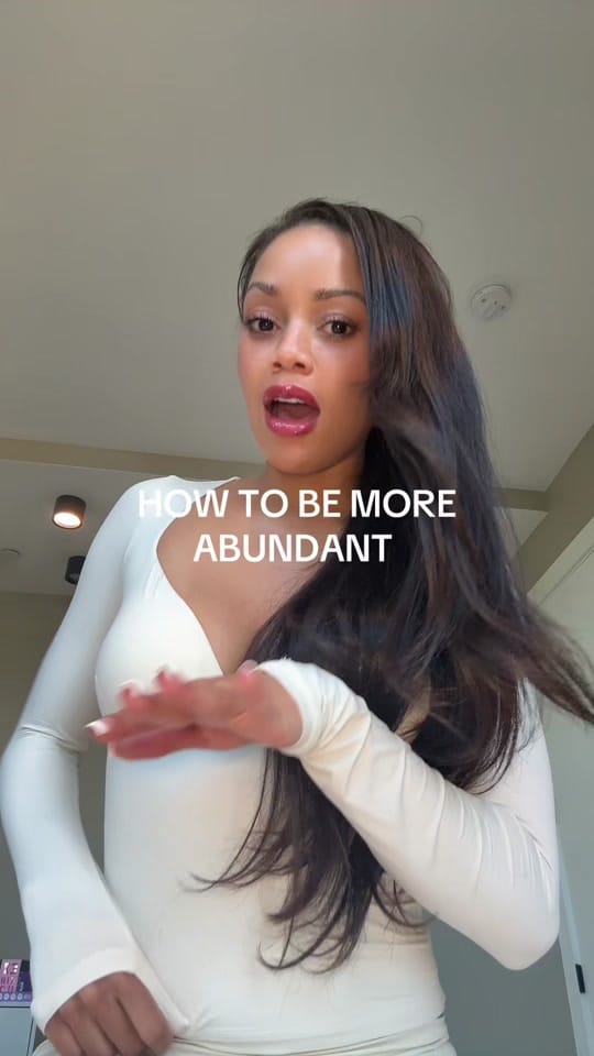 Post 1 by CHELSEA DIANE on TikTok (video)