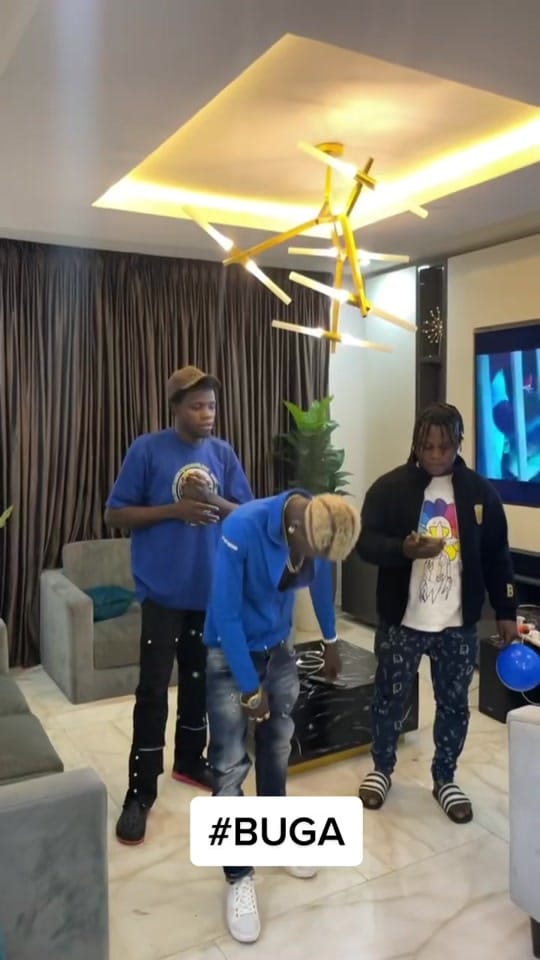 Post 4 by starmor10 on TikTok (video)
