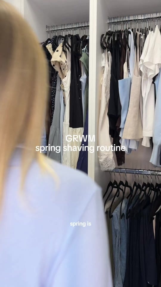 Post 2 by Jenn Sara on TikTok (video)