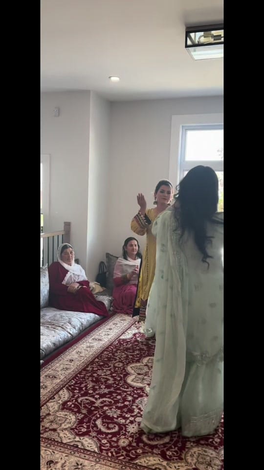 Post 10 by Sabrina Rezahi on TikTok (video)