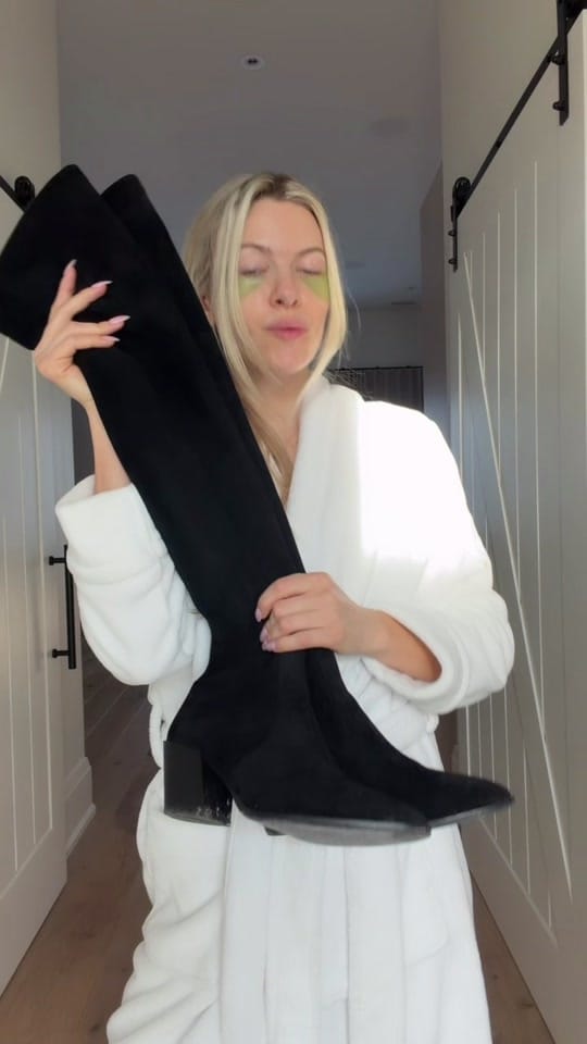 Post 1 by Celeste Borghese on TikTok (video)