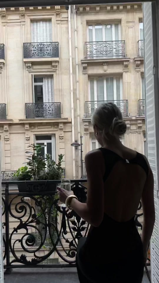 Post 8 by Celeste Borghese on TikTok (video)