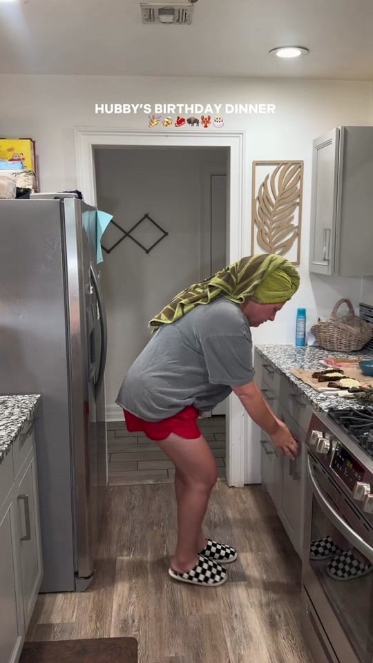 Post 2 by CHELS 🌸🥥 on TikTok (video)