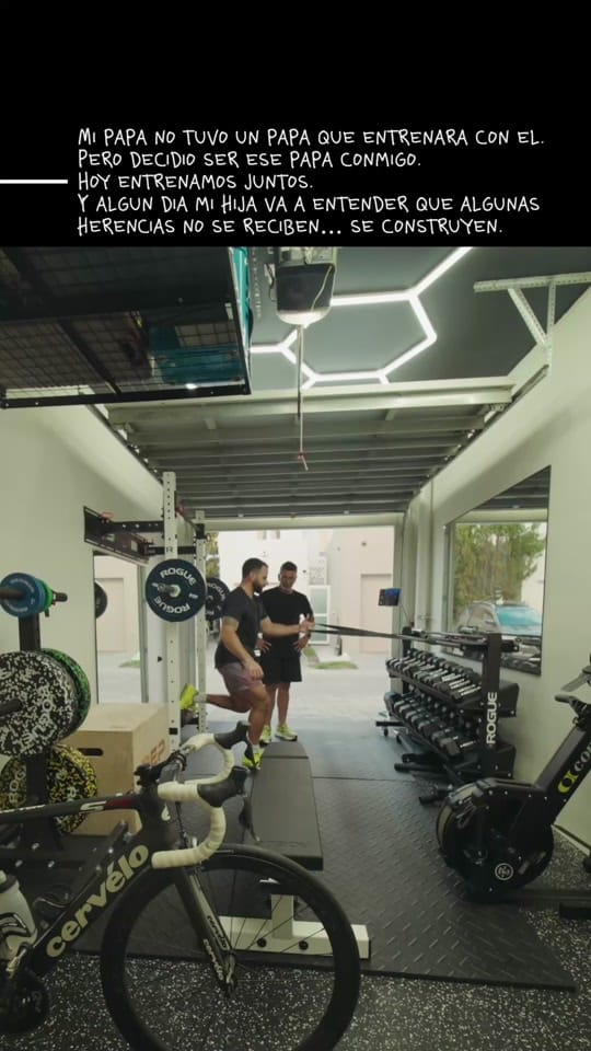Post 3 by Dr. Manu Jiménez on TikTok (video)
