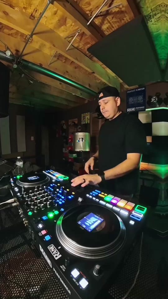 Post 9 by Alex Miura on TikTok (video)