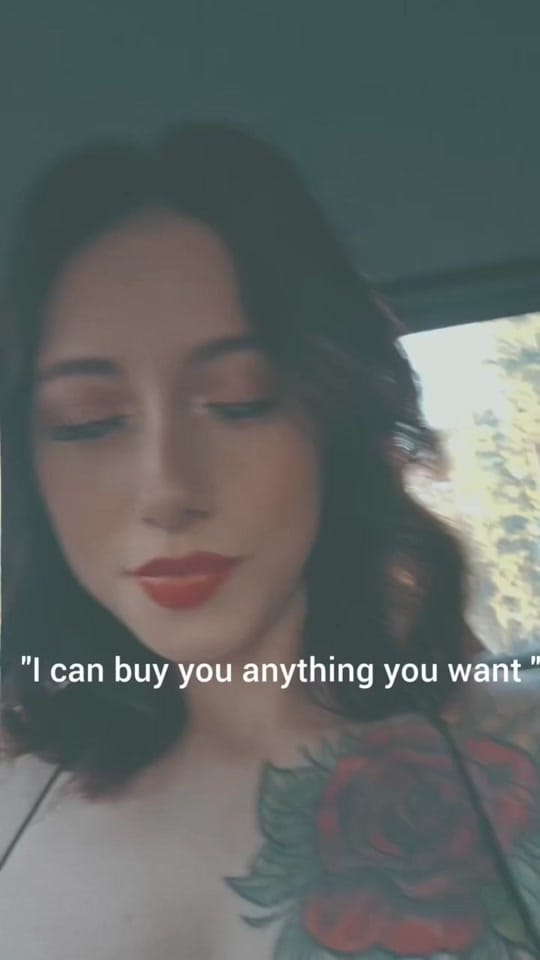 Post 3 by Chelsea Elizabeth on TikTok (video)