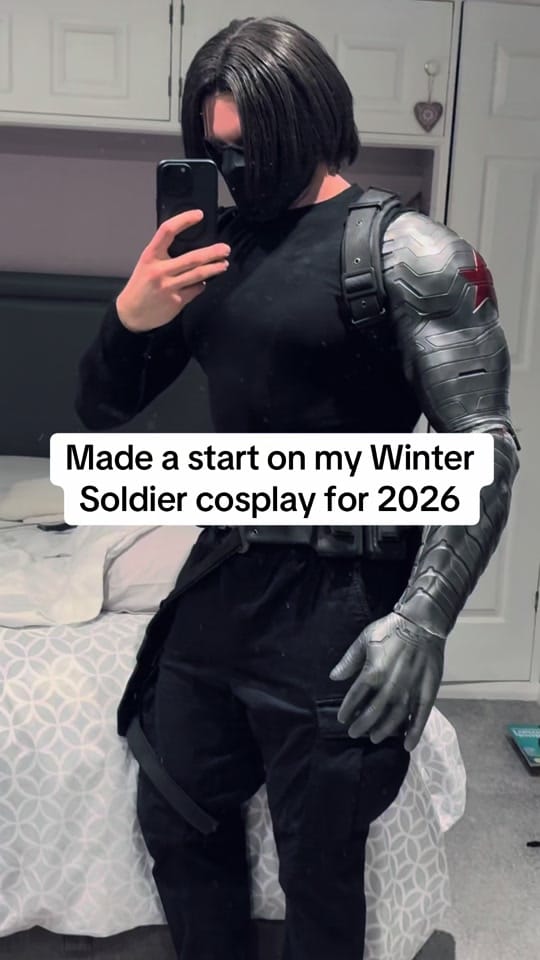 Post 1 by tom_does_cosplay on TikTok (video)