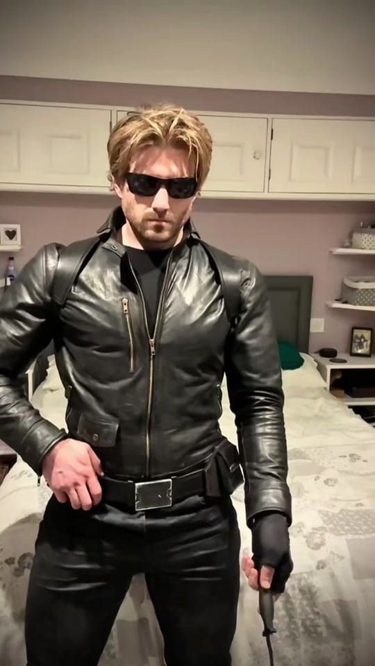 Post 10 by tom_does_cosplay on TikTok (video)