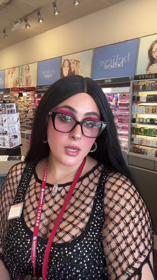 Post 3 by iliana.alshaikh on TikTok (video)