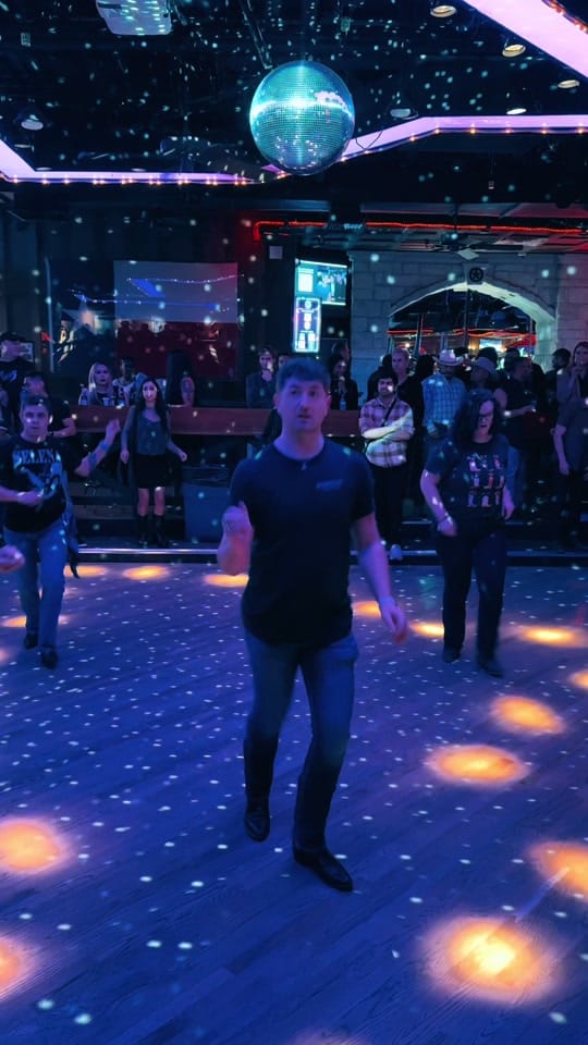 Post 10 by Erik Smith on TikTok (video)