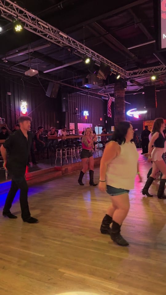 Post 1 by Erik Smith on TikTok (video)