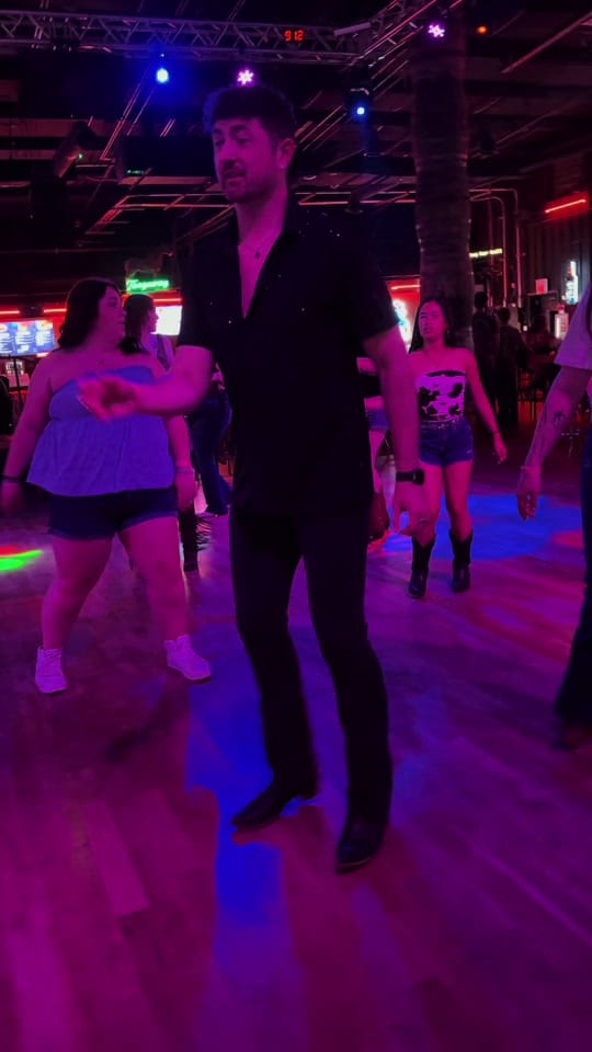 Post 4 by Erik Smith on TikTok (video)