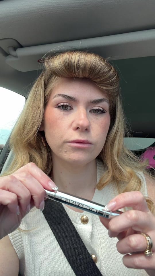 Post 2 by Steph on TikTok (video)