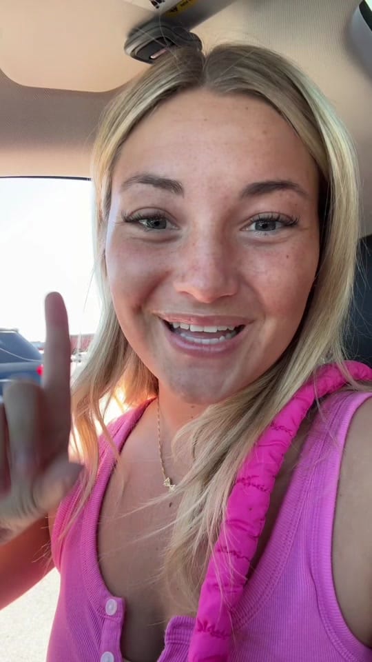 Post 10 by Chelsea Paige🎀🏰 on TikTok (video)