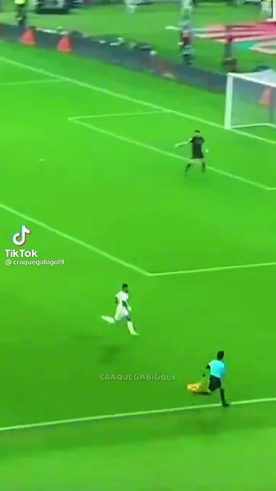 Post 4 by @_KIKI20 on TikTok (video)