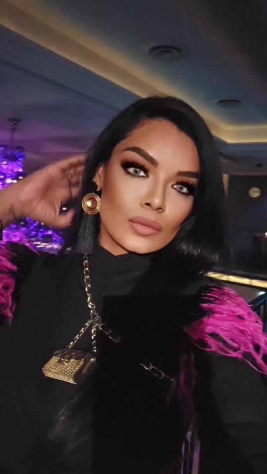 Post 2 by Eva Akhter 👑 on TikTok (video)