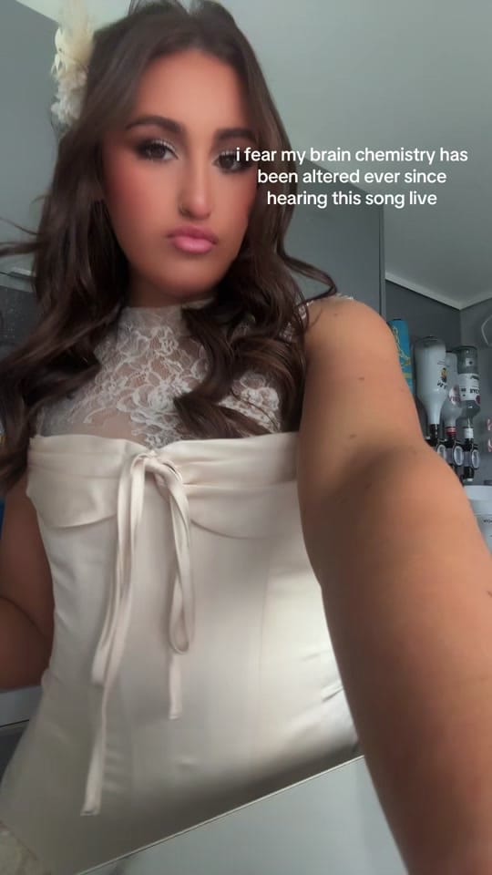 Post 4 by Chelsea Ohara on TikTok (video)