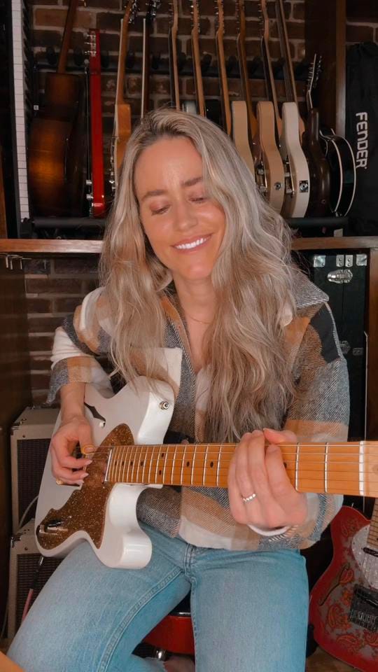Post 7 by Andrea Benz on TikTok (video)