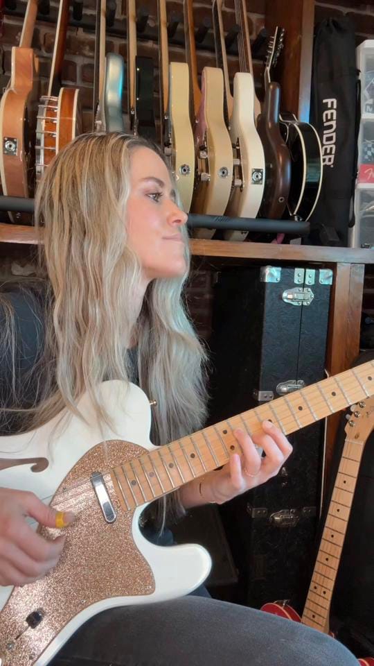 Post 2 by Andrea Benz on TikTok (video)