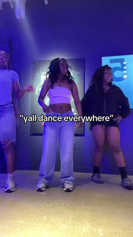 Post 2 by Afrochique Dance Team on TikTok (video)