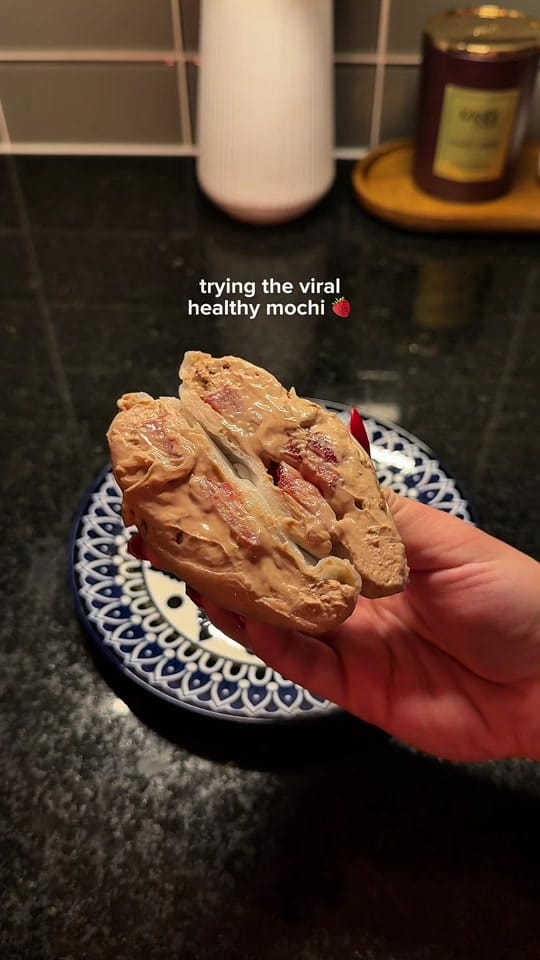 Post 6 by Yagmur - Content Creator on TikTok (video)