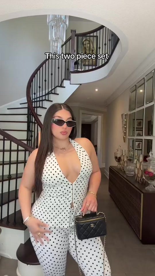 Post 7 by L🐆🪩🍸 on TikTok (video)