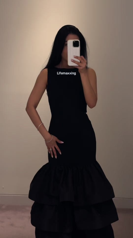 Post 3 by Laura Orrego on TikTok (video)