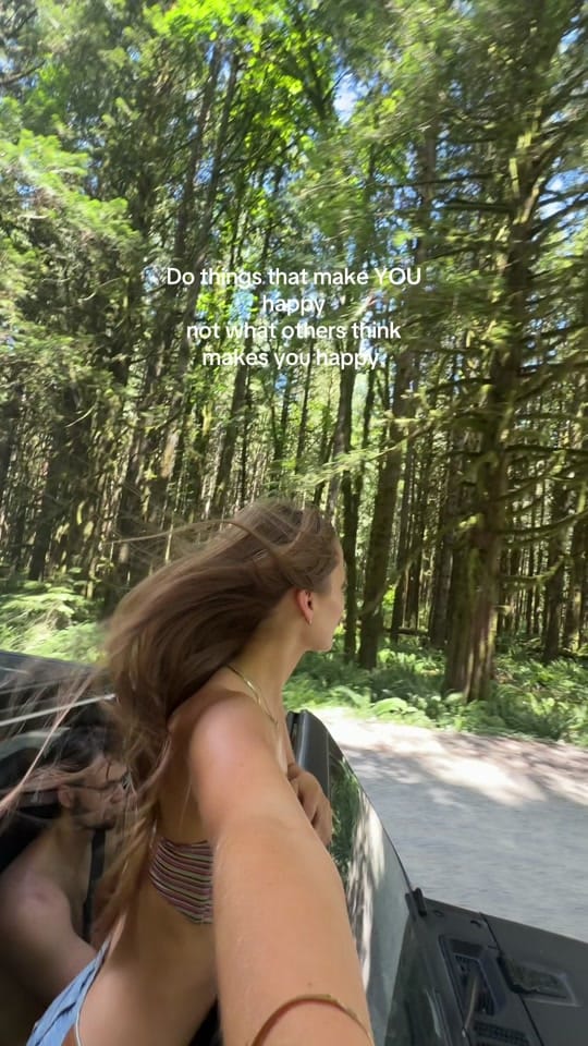 Post 1 by Lucy💗 on TikTok (video)
