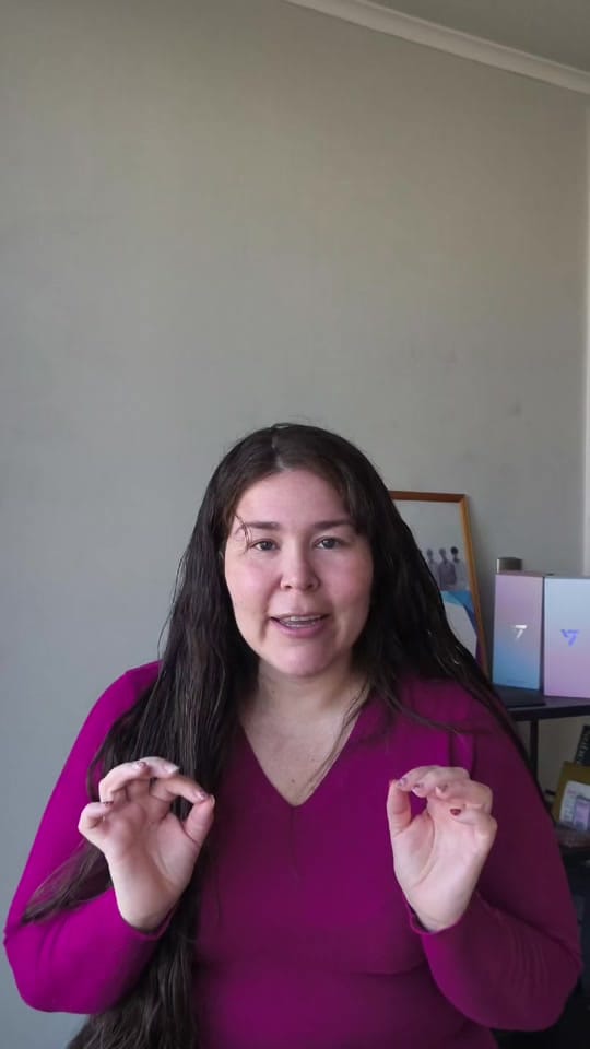 Post 1 by Eli | Elina Loves Korea on TikTok (video)