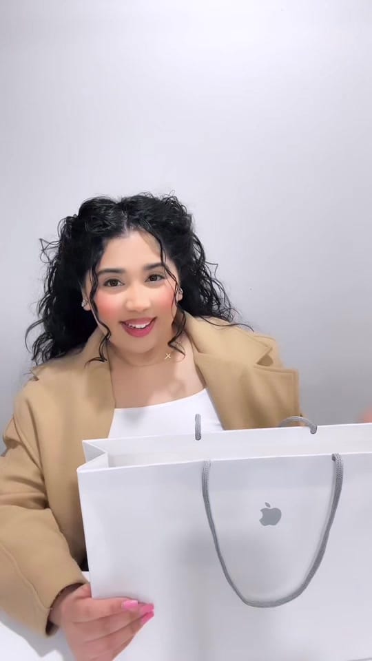 Post 4 by Shev🫧 on TikTok (video)