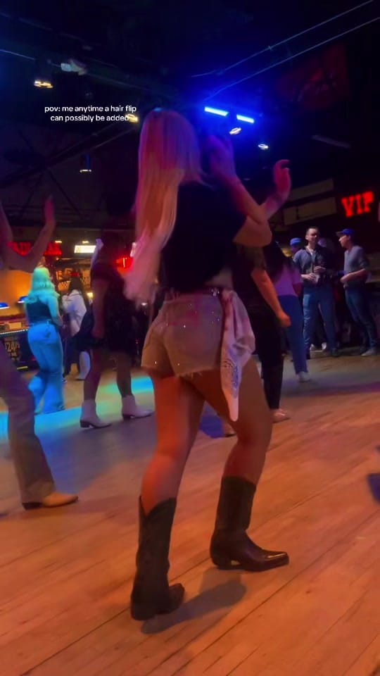 Post 3 by chelsea:) on TikTok (video)
