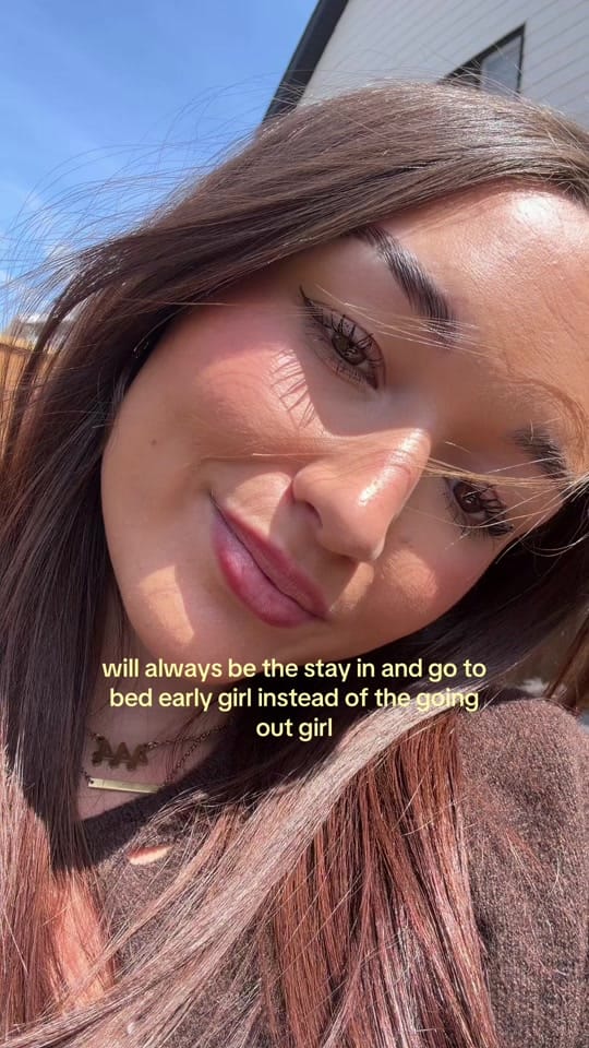 Post 8 by saramachut on TikTok (video)