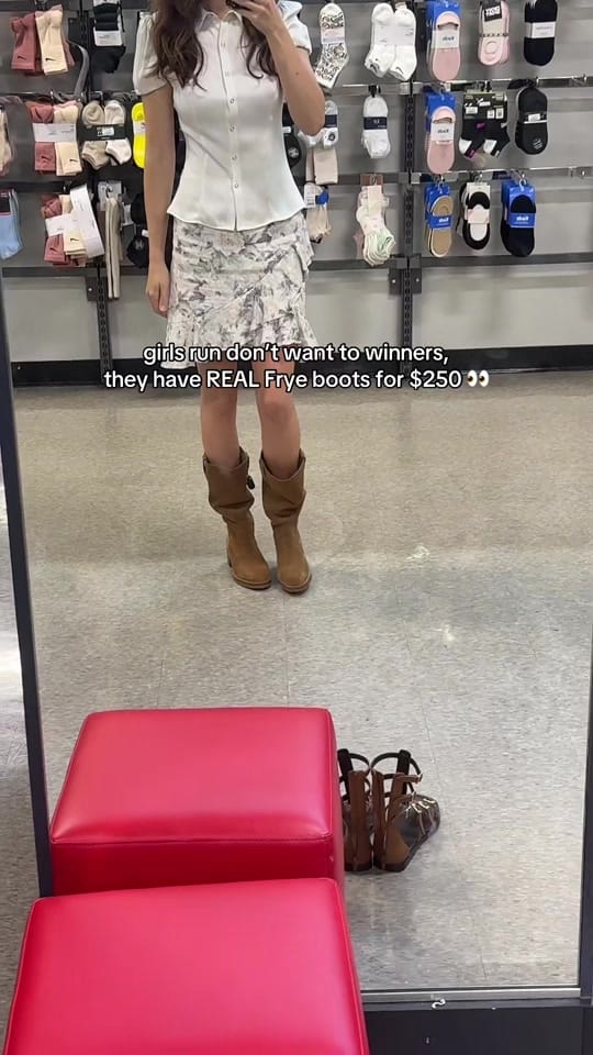 Post 3 by julia | outfits & styling ✨ on TikTok (video)