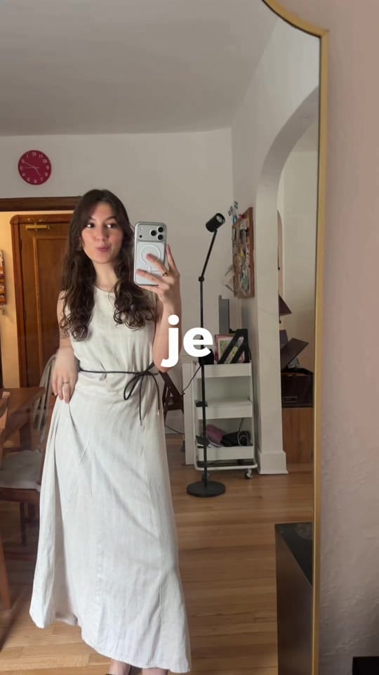 Post 3 by Chloé on TikTok (video)