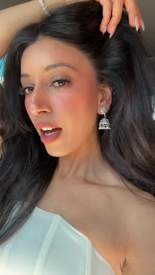 Post 5 by ✨ S H R U T I ✨ on TikTok (video)