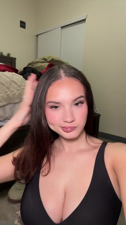 Post 5 by theechelsearae on TikTok (video)