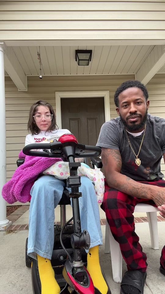 Post 5 by Jon&Chel on TikTok (video)