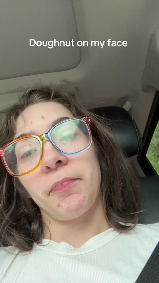 Post 10 by Jon&Chel on TikTok (video)