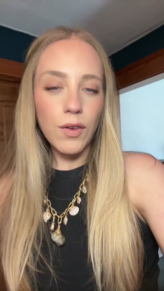Post 1 by ChelseaExplainsItAll on TikTok (video)