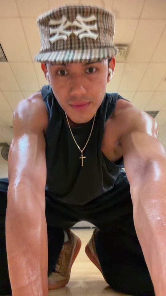 Post 6 by Mark Tullen on TikTok (video)