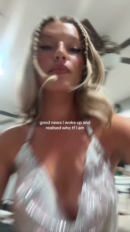 Post 2 by Zoe Jordan on TikTok (video)