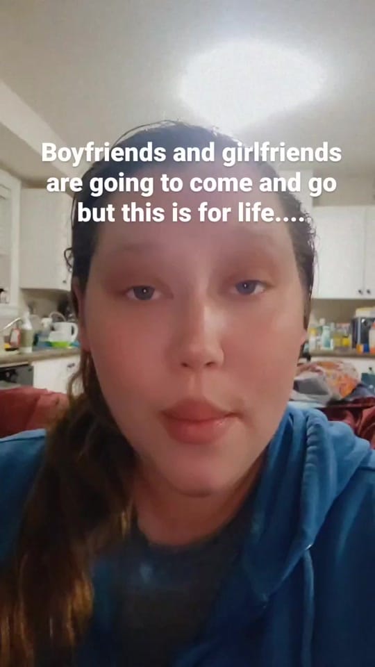 Post 1 by Chelsea Content & UGC on TikTok (video)