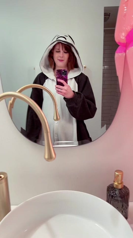 Post 7 by cupkaykecosplay on TikTok (video)