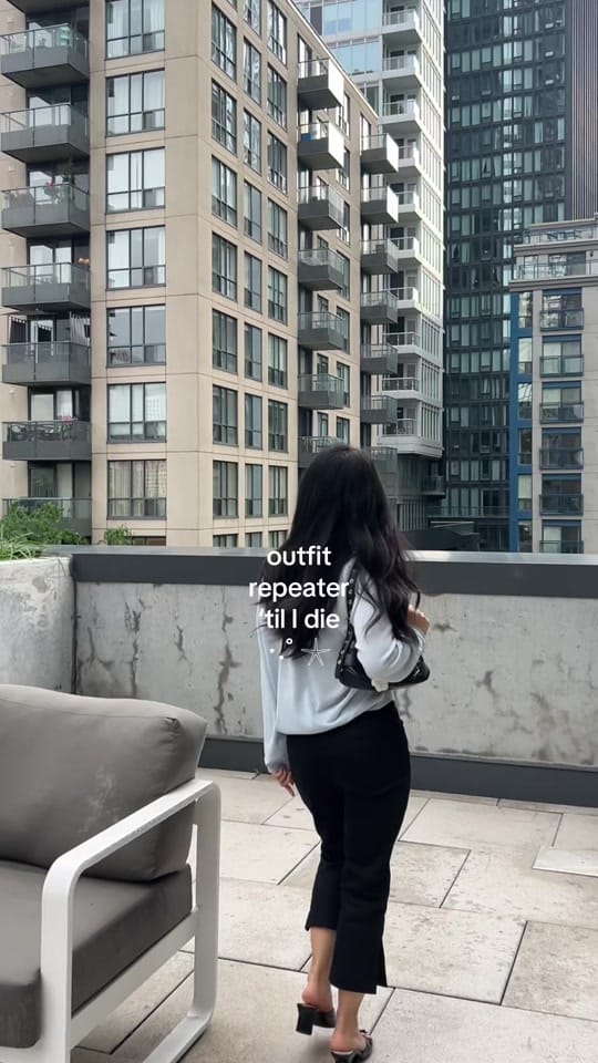 Post 1 by esther ✮⋆˙ on TikTok (video)