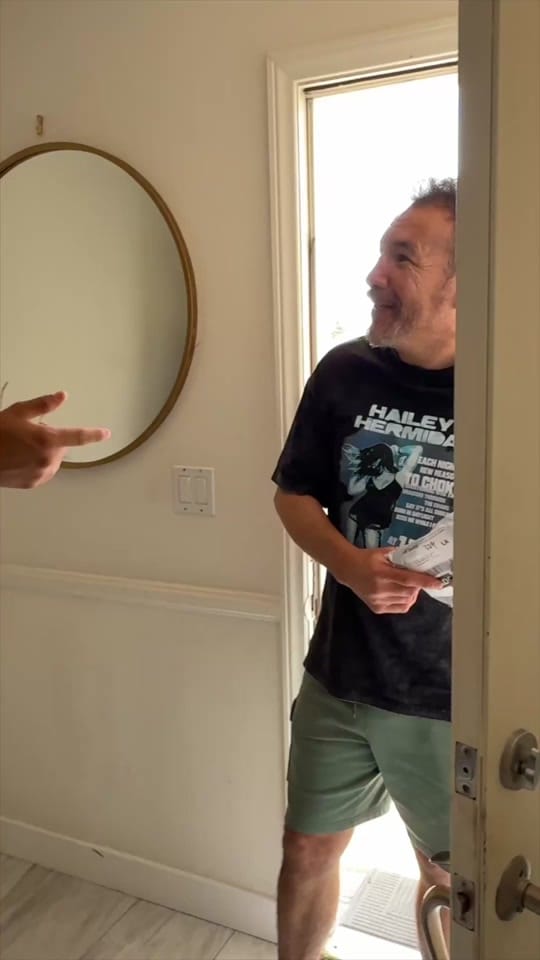 Post 2 by The Hermidas on TikTok (video)