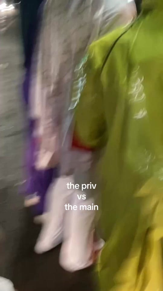 Post 4 by lazira00 on TikTok (video)