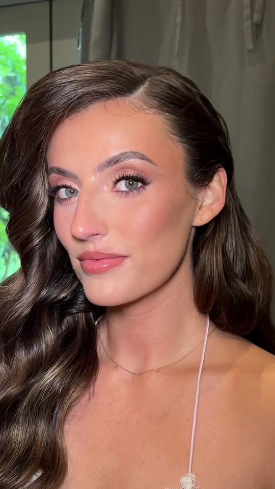 Post 5 by Niky | Makeup Artist & Creator on TikTok (video)
