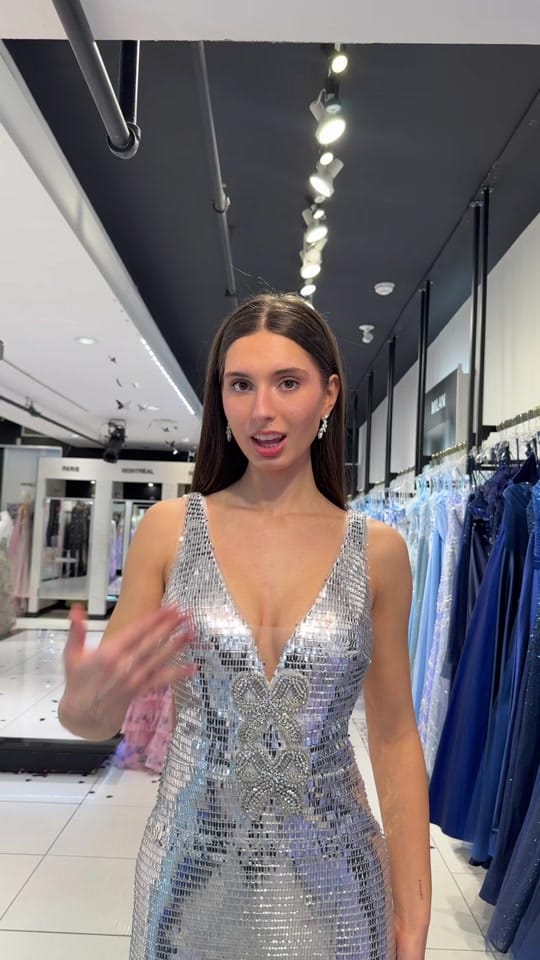Post 2 by 1ere Avenue on TikTok (video)